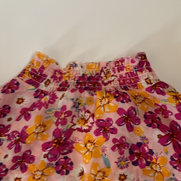 A Love Story Floral Top Size XL - Picture 8 of 10